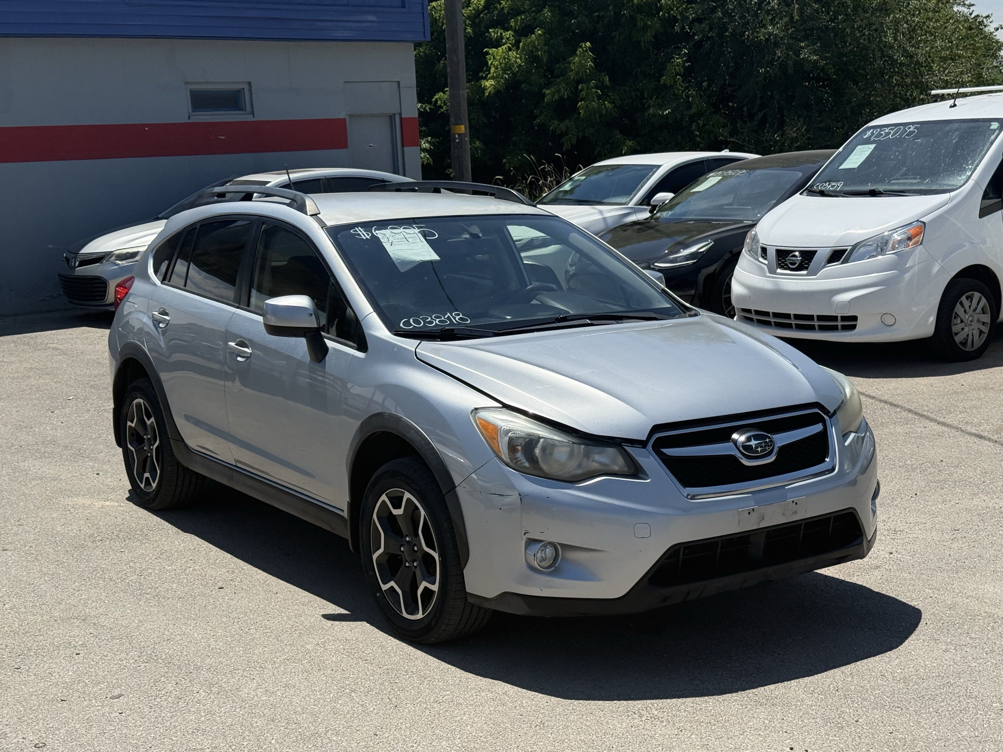 Used 2013 Subaru Crosstrek 2.0i Premium w/ Popular Pkg 2 AWD/4WD image 2