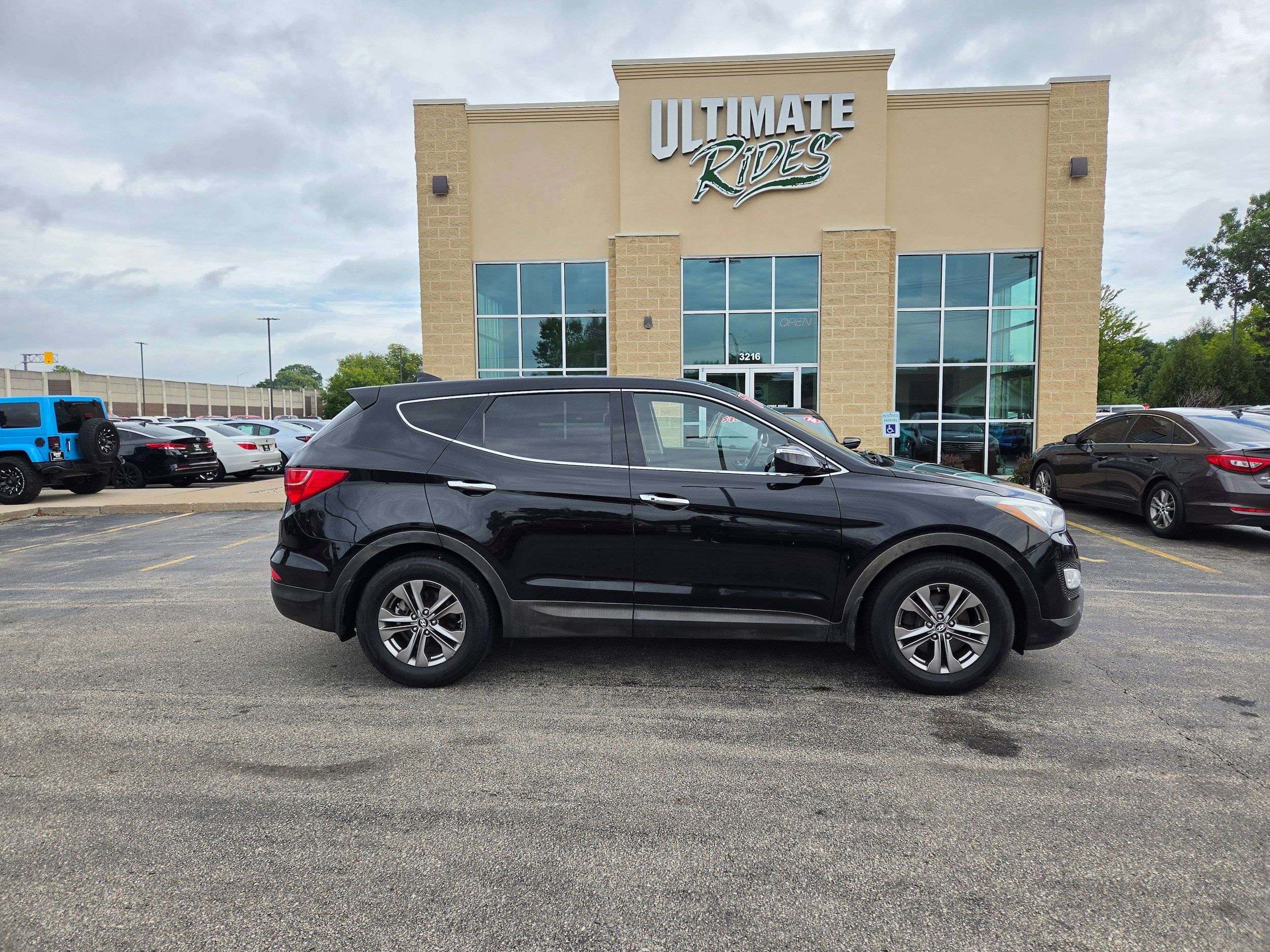 Used 2013 Hyundai Santa Fe Sport AWD/4WD image 1