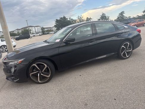 Used 2022 Honda Accord Sport image 9