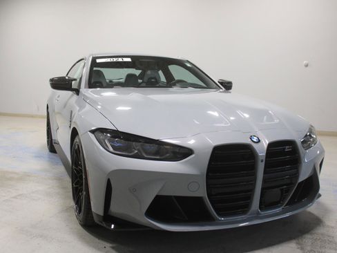 Used 2021 BMW M4 Competition w/ M Carbon Exterior Package RWD image 15