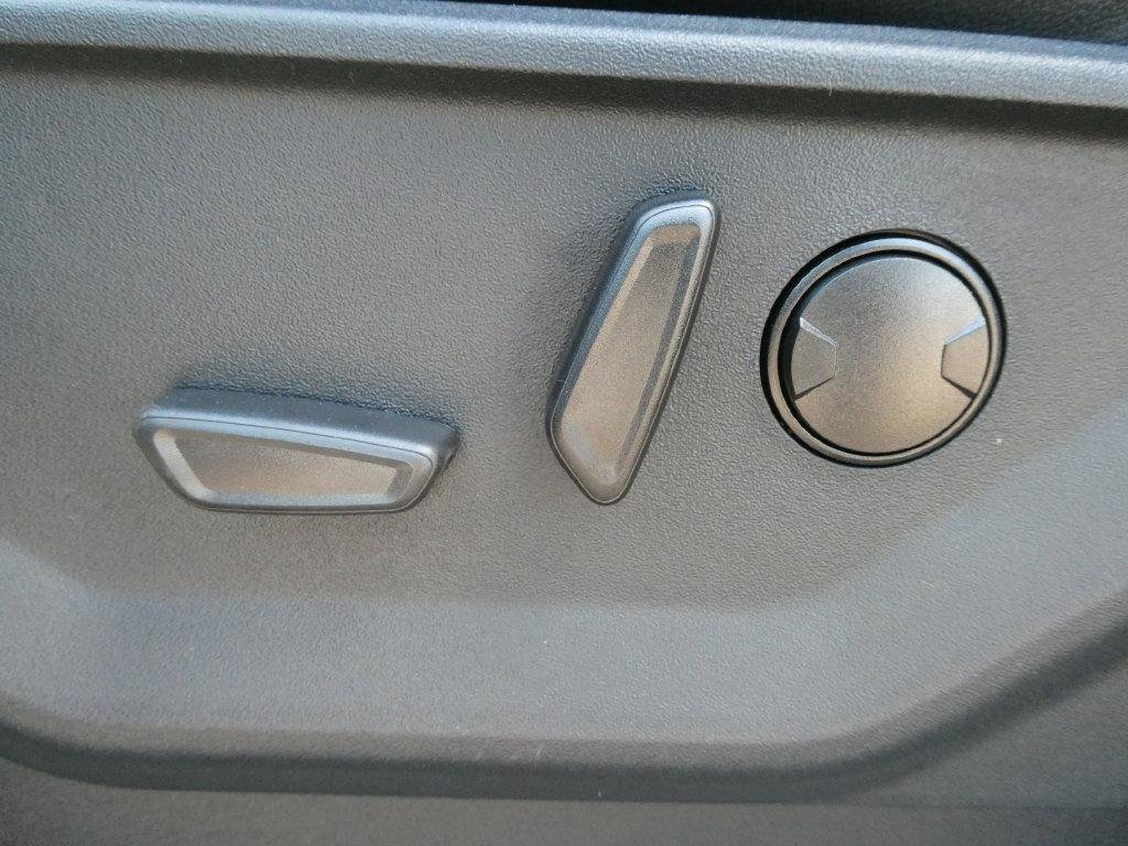 New 2026 Ford F150 Lariat AWD/4WD image 17