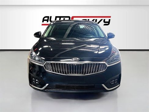 Used 2020 Kia Cadenza Technology image 2