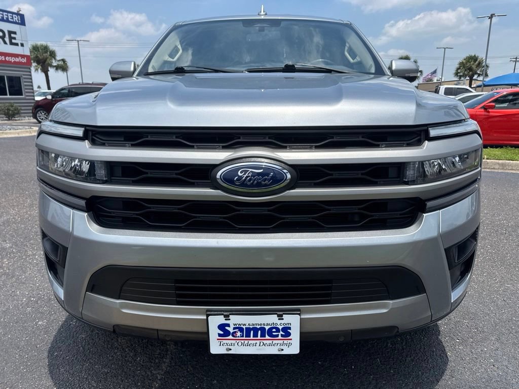 Used 2023 Ford Expedition XLT RWD image 7