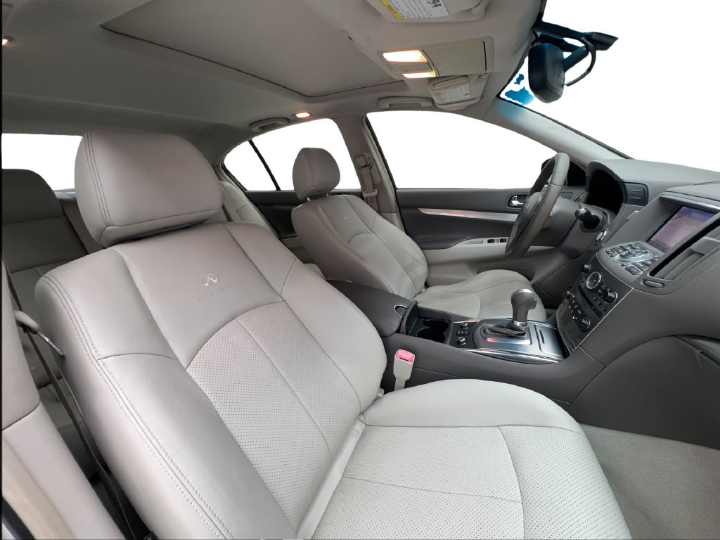Used 2013 INFINITI G37 x Sedan w/ Premium Pkg AWD/4WD image 32