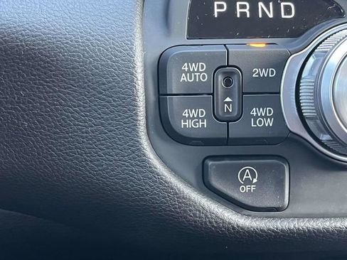 Used 2025 RAM 1500 Laramie AWD/4WD image 35