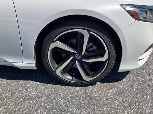 Used 2018 Honda Accord Sport image 25