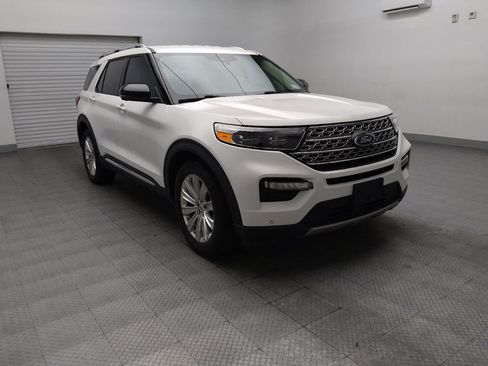 Used 2021 Ford Explorer Limited w/ Equipment Group 301A RWD image 13