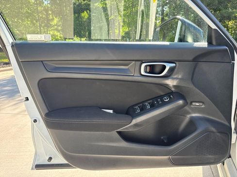 Used 2023 Honda Civic Sport image 13