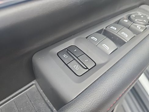 Used 2023 Chevrolet Tahoe RST w/ Luxury Package AWD/4WD image 13