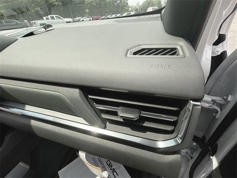 New 2026 GMC Terrain AT4 w/ Convenience Package III image 29