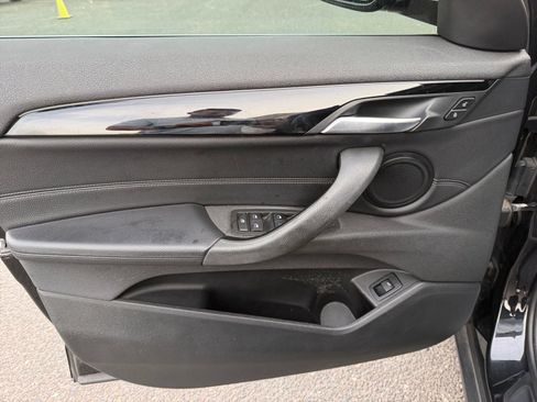 Used 2018 BMW X2 sDrive28i w/ Convenience Package image 12