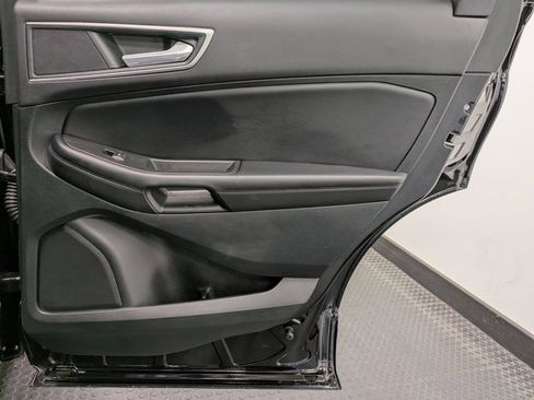 Used 2022 Ford Edge SEL w/ Convenience Package image 25