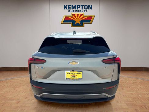 Used 2025 Chevrolet Blazer EV LT AWD/4WD image 5