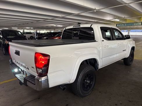 Used 2023 Toyota Tacoma SR5 RWD image 3
