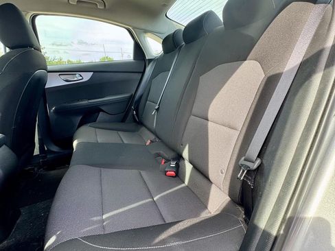 Used 2023 Kia Forte LXS FWD image 10