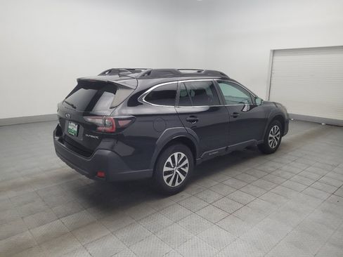 Used 2023 Subaru Outback Premium AWD/4WD image 10