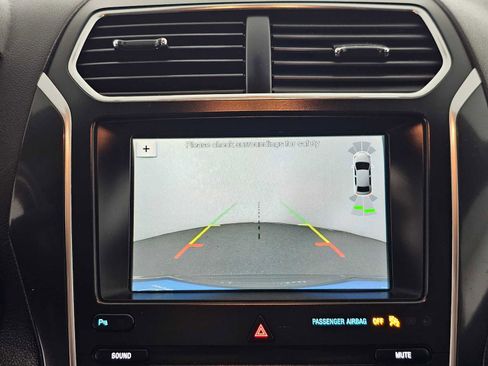 Used 2019 Ford Explorer Sport image 28