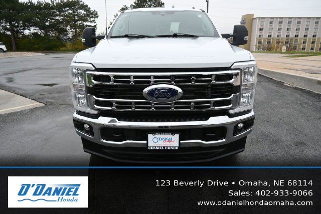 Used 2024 Ford F350 XLT AWD/4WD image 28