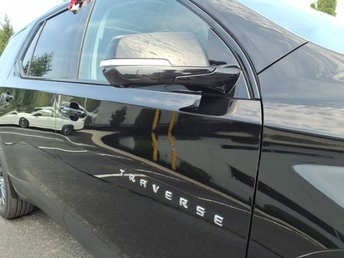 Used 2020 Chevrolet Traverse RS AWD/4WD image 7