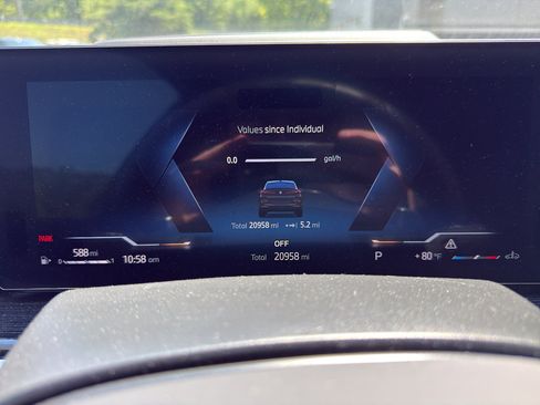 Used 2026 BMW X6 xDrive40i AWD/4WD image 12