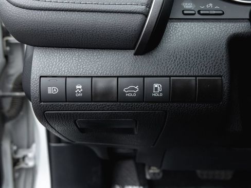 Certified 2022 Toyota Camry LE w/ Carpet Mat Package (TMS) FWD image 14