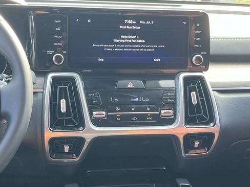Used 2023 Kia Sorento SX Prestige AWD/4WD image 17