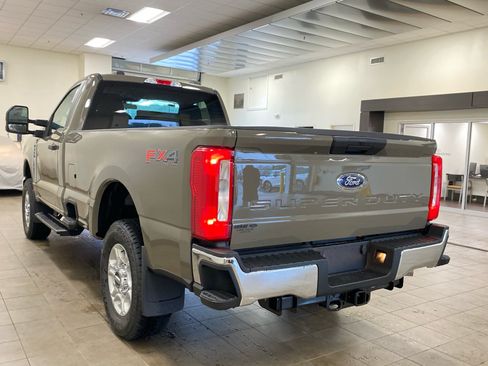 New 2026 Ford F250 XLT w/ FX4 Off-Road Package AWD/4WD image 5