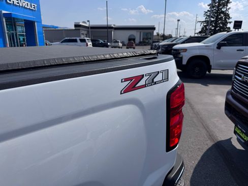Used 2019 Chevrolet Silverado 2500 LT w/ Z71 Package, Off-Road AWD/4WD image 38