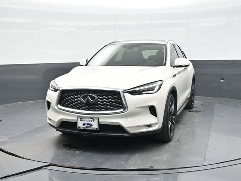 Used 2021 INFINITI QX50 Sensory image 17