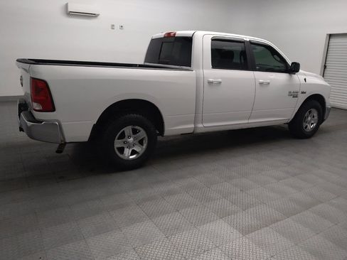 Used 2020 RAM 1500 Classic SLT RWD image 10