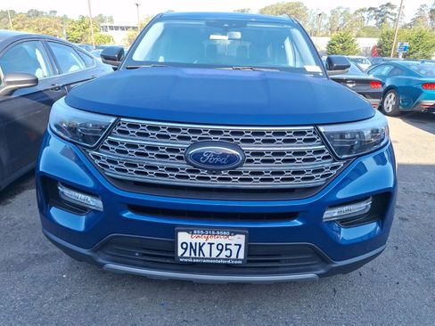 Used 2021 Ford Explorer Limited w/ Equipment Group 301A image 2