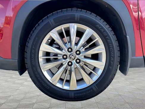 Used 2024 Toyota Grand Highlander Platinum image 23
