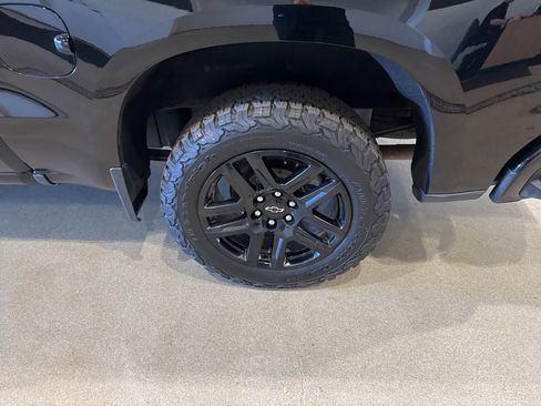 Used 2023 Chevrolet Silverado 1500 RST image 10