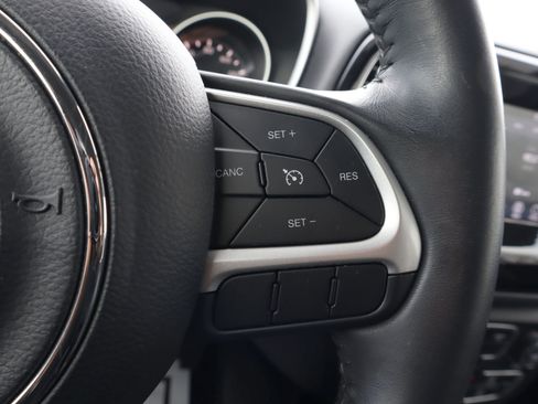 Used 2019 Jeep Compass Altitude image 16