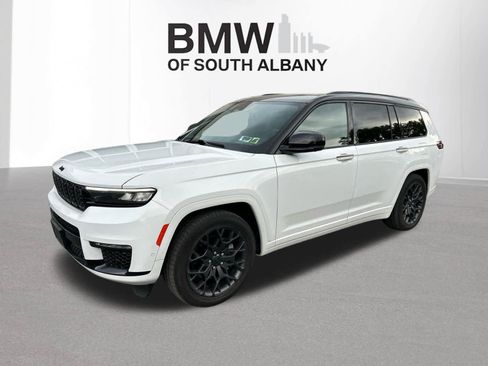 Used 2025 Jeep Grand Cherokee L Summit AWD/4WD image 7