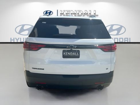 Used 2022 Chevrolet Traverse LT FWD image 5