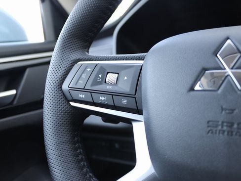 New 2026 Mitsubishi Outlander SE AWD/4WD image 5