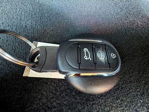 Used 2017 MINI Cooper Clubman S AWD/4WD image 28