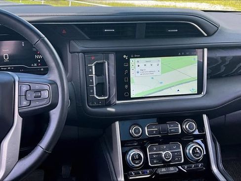 Used 2023 GMC Yukon Denali w/ Max Trailering Package AWD/4WD image 9