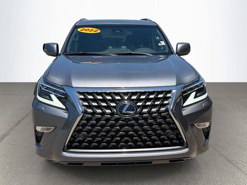 Used 2022 Lexus GX 460 Luxury w/ Accessory Package AWD/4WD image 9