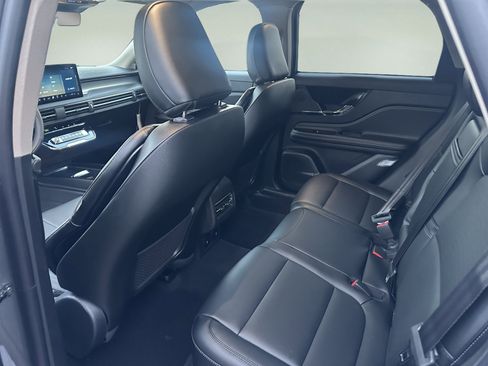 New 2026 Lincoln Corsair Premiere image 10