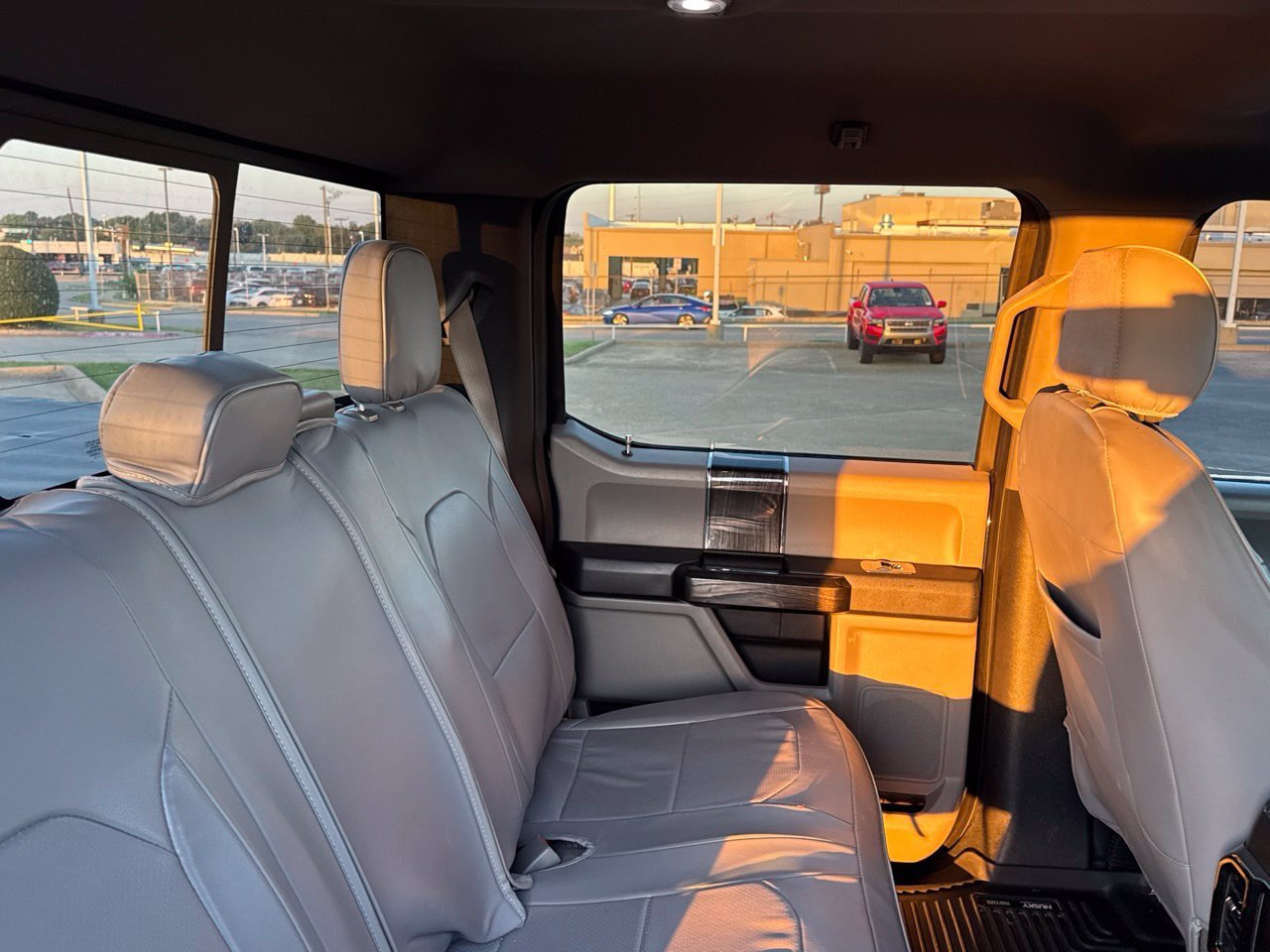 Used 2019 Ford F150 XLT w/ Equipment Group 302A Luxury AWD/4WD image 37