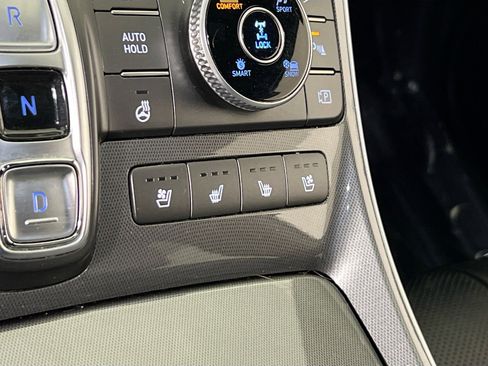 Used 2023 Hyundai Santa Fe Calligraphy image 20