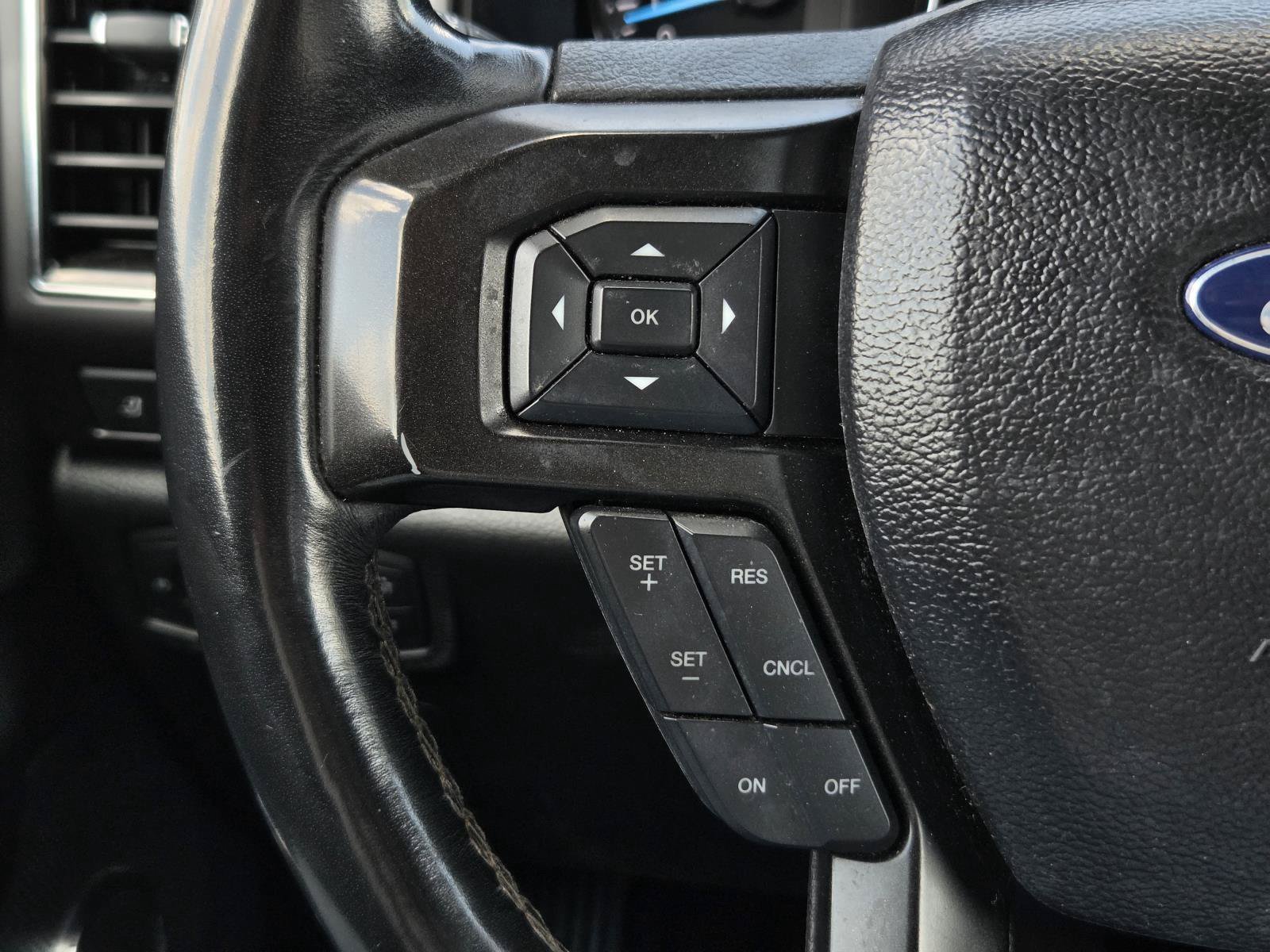 Used 2020 Ford Expedition Limited RWD image 19