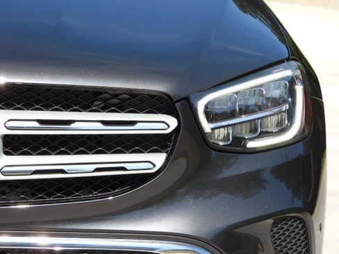 Used 2020 Mercedes-Benz GLC 300 image 31