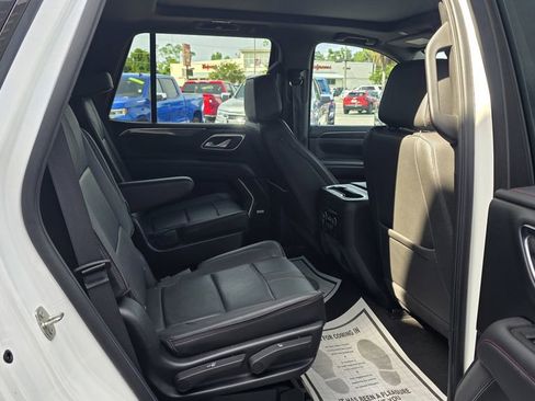Used 2022 Chevrolet Tahoe RST w/ Luxury Package RWD image 7