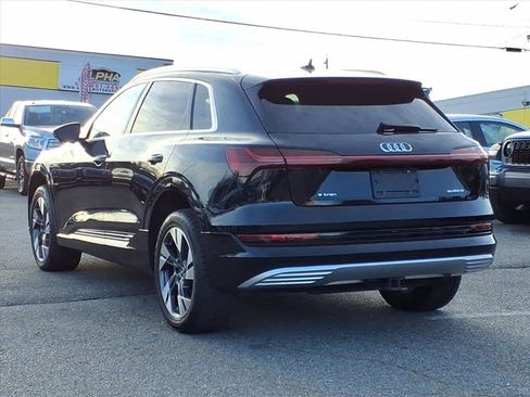 Used 2021 Audi e-tron Premium Plus w/ Premium Plus Package image 3