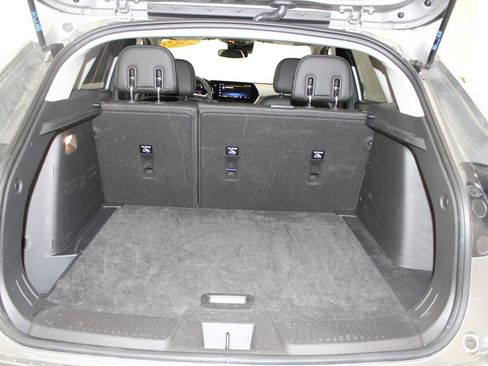 Used 2025 Chevrolet Trax LT image 26