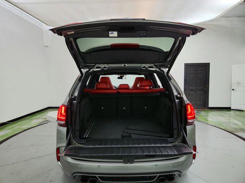 Used 2017 BMW X5 M image 32
