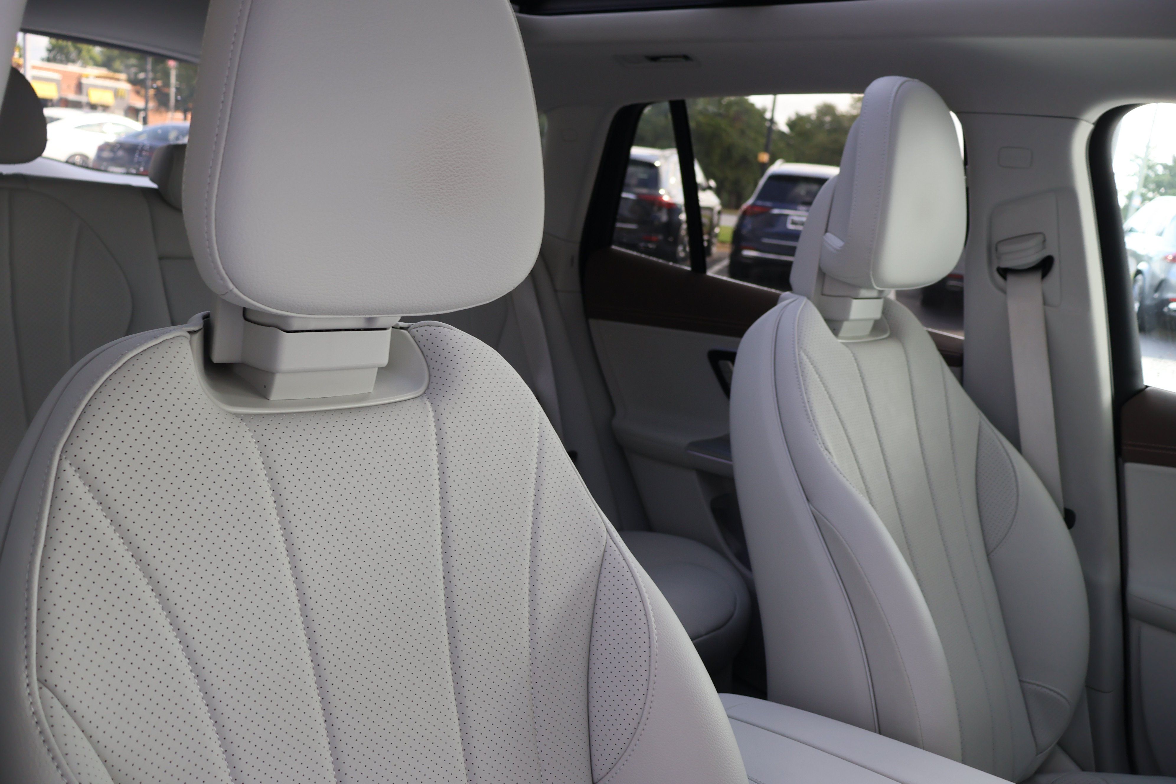 Certified 2025 Mercedes-Benz EQE 350+ 4MATIC SUV image 31